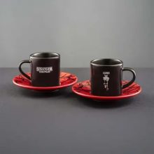 BIALETTI STRANGER THINGS - CSÉSZE ÉS CSÉSZEALJ SZETT 2DB 
